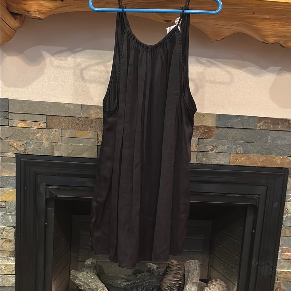 Elegant Black Sleeveless Dress